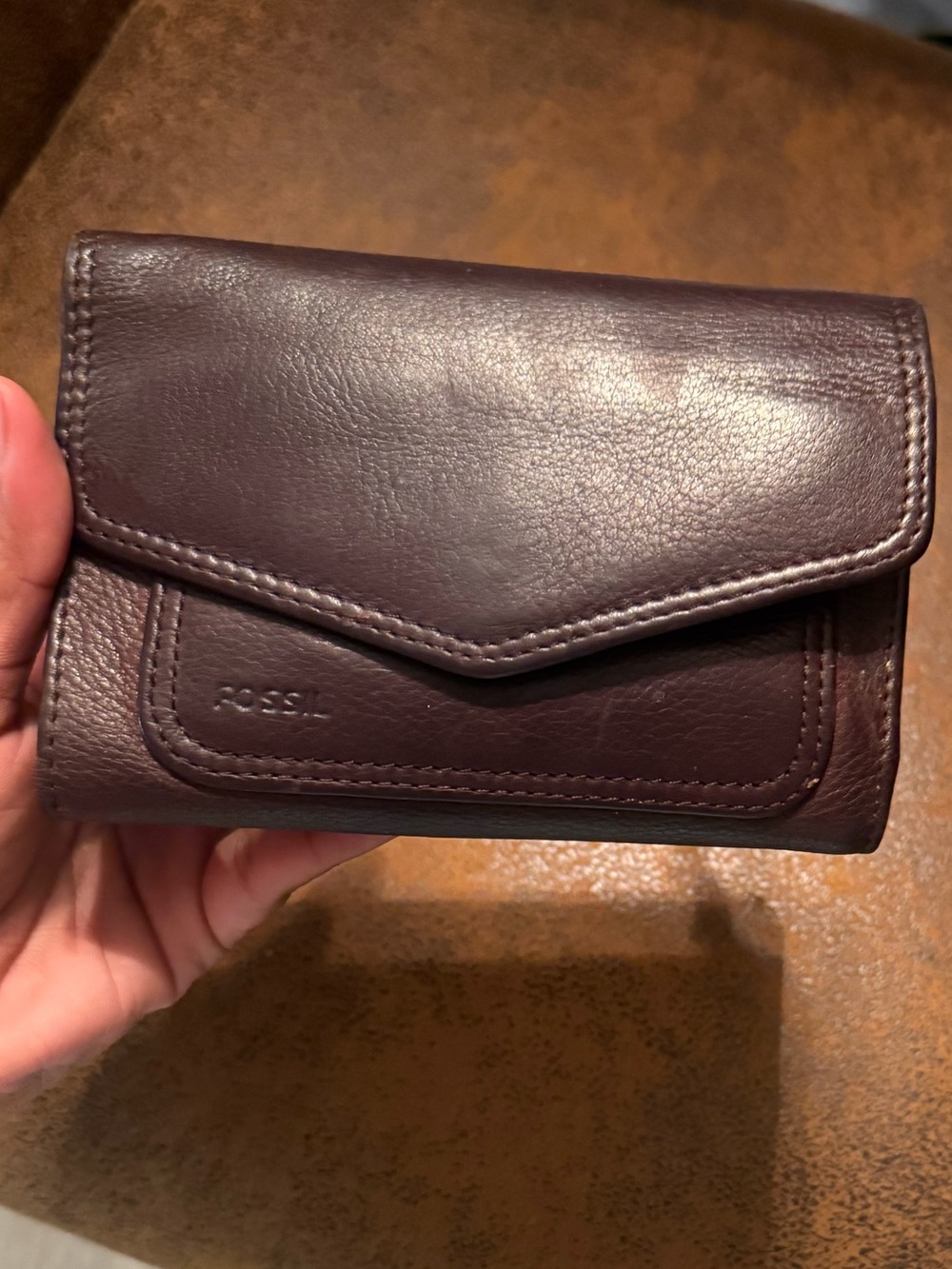 Fossil Women’s dark Brown Bi Fold Genuine Leather Wallet